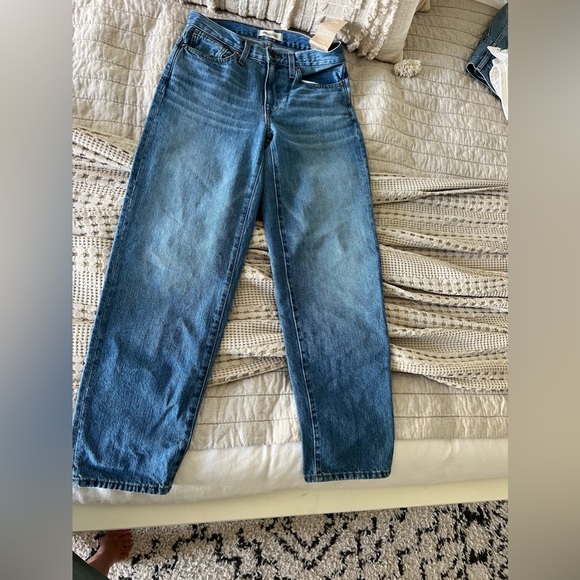 Madewell Slouchy Boyjean - Picture 2 of 8